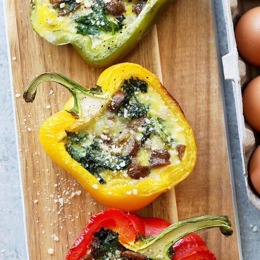 Cheesy Breakfast Stuffed Peppers: Easy Meal Prep & High Protein